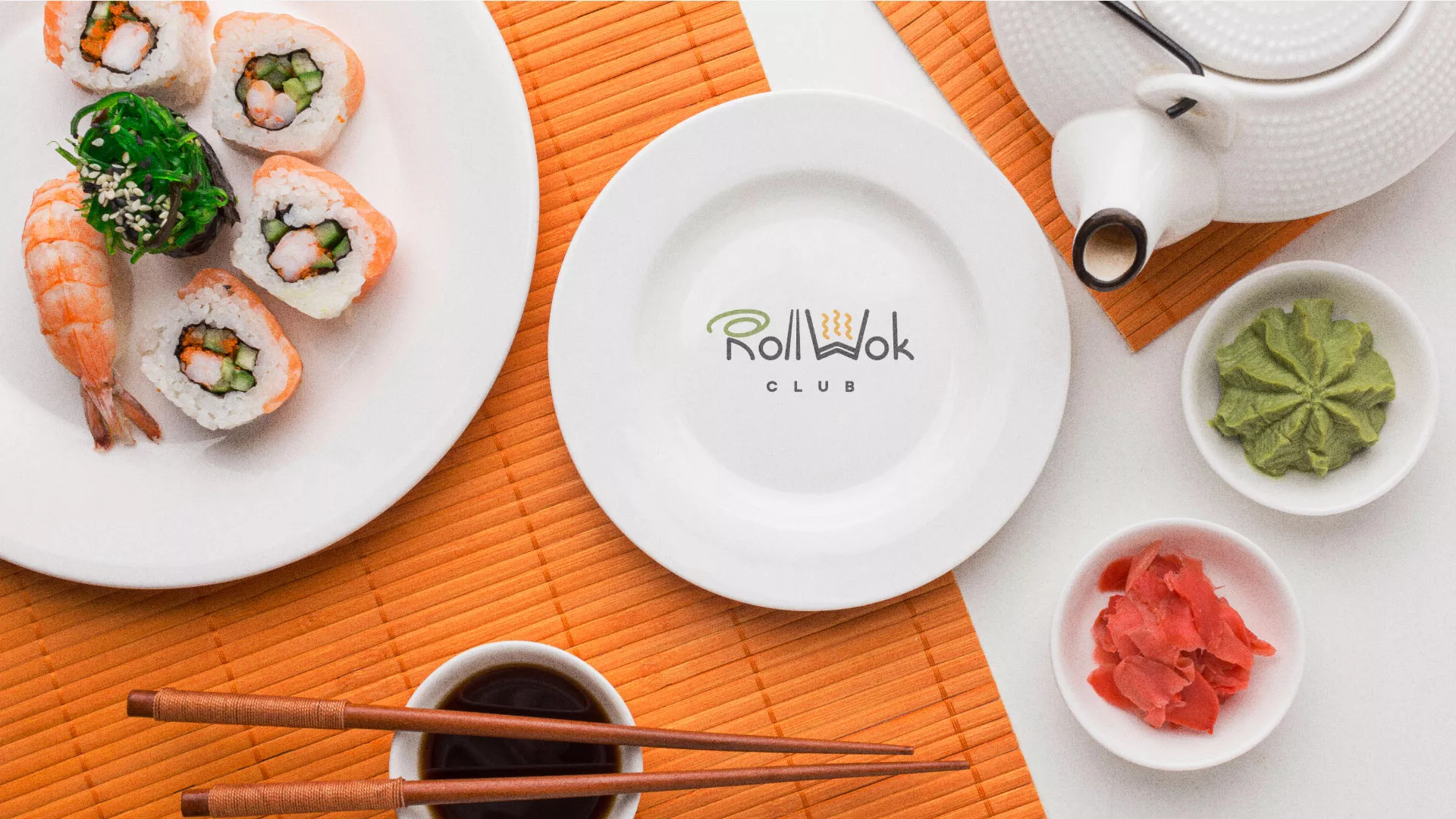 Разработка логотипа и фирменного стиля суши-бара «Roll Wok Club» в Багратионовске